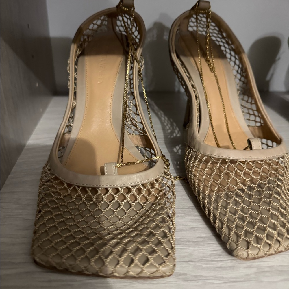 Bottega veneta size 38 heels worn twice
